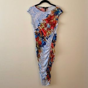 BCBGMaxAzaria body con floral dress